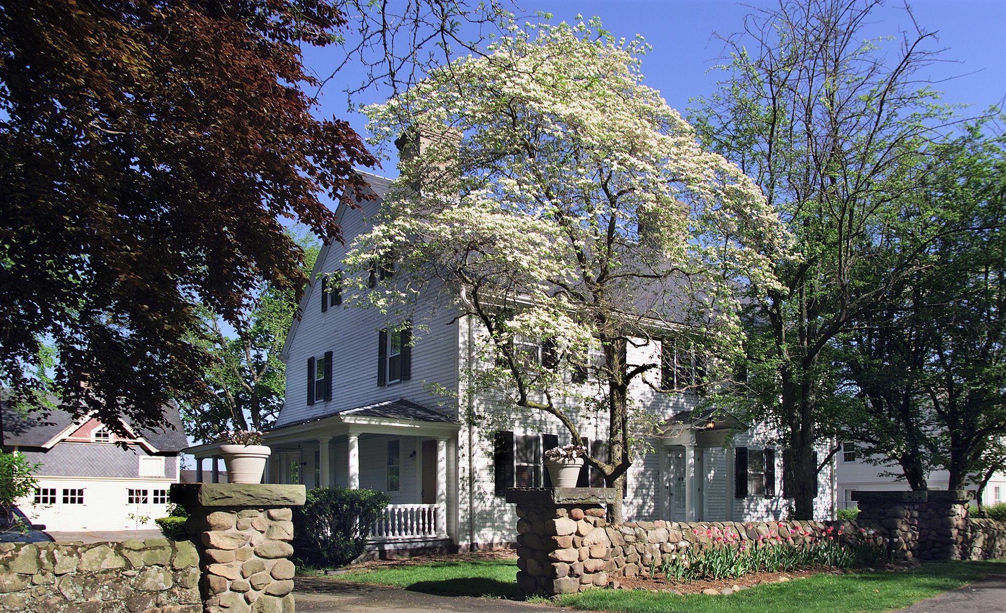 The Farmington Inn And Suites Exterior photo